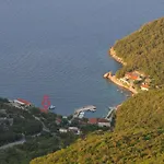 Old Fisherman's House W 3bd, Balcony And Terrace By The Sea
