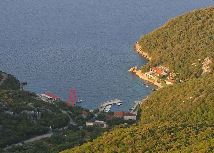 Old Fisherman's House W 3bd, Balcony And Terrace By The Sea