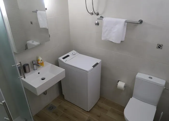 펜션 Old Fisherman's House W 3bd, Balcony And Terrace By The Sea *