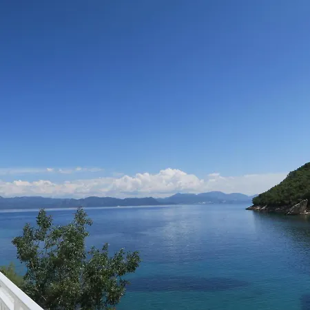 Old Fisherman's House W 3bd, Balcony And Terrace By The Sea *