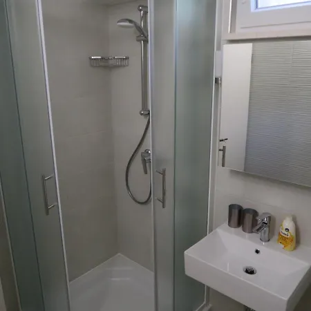 Old Fisherman's House W 3bd, Balcony And Terrace By The Sea *