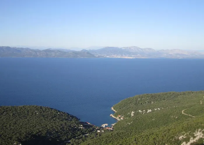 Old Fisherman's House W 3bd, Balcony And Terrace By The Sea