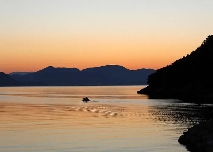 Сasa de vacaciones Old Fisherman's House W 3bd, Balcony And Terrace By The Sea